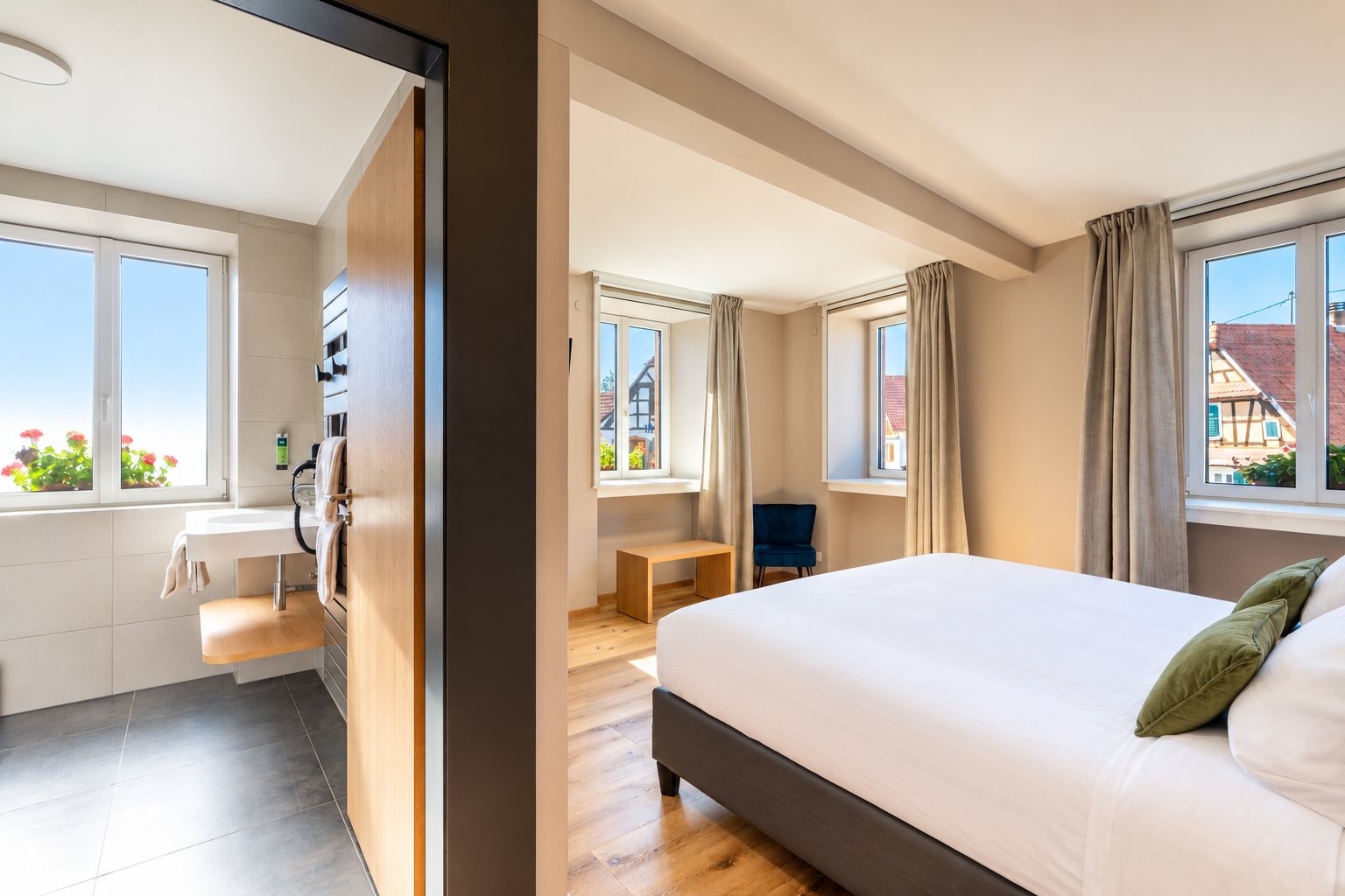 Superior double room seen from the bathroom