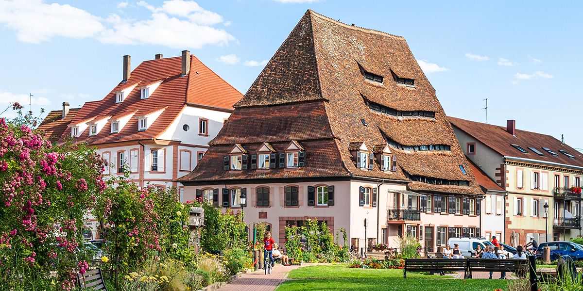 Oude huizen in de vestingstad Wissembourg