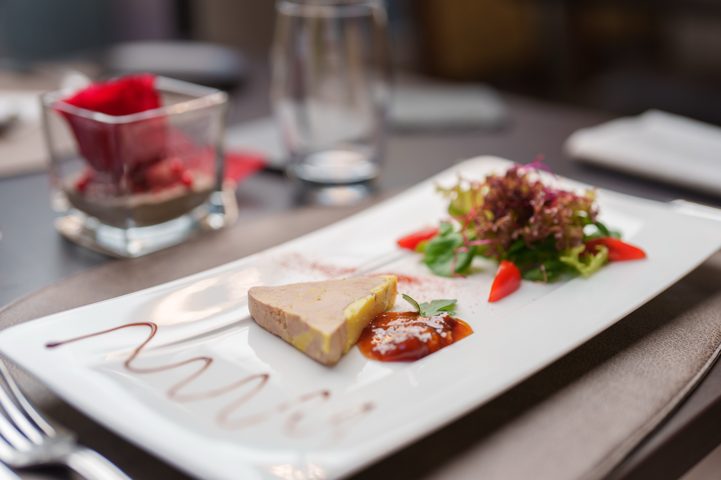 Pan-fried foie gras with seasonal salad served at the Ritter’Hoft restaurant